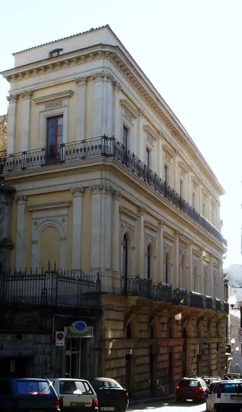 Palazzo Cirino (1)