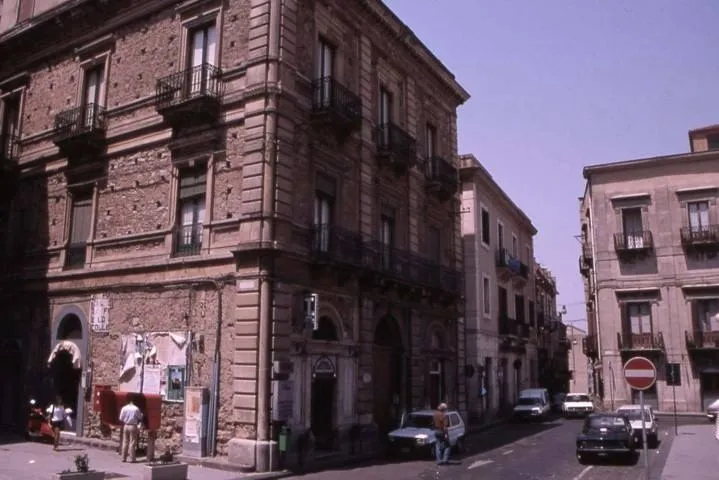 Palazzo Nicosia Radice (1)