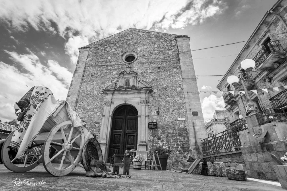 Facciata della Chiesa di San Calogero nel centro storico di Nicosia